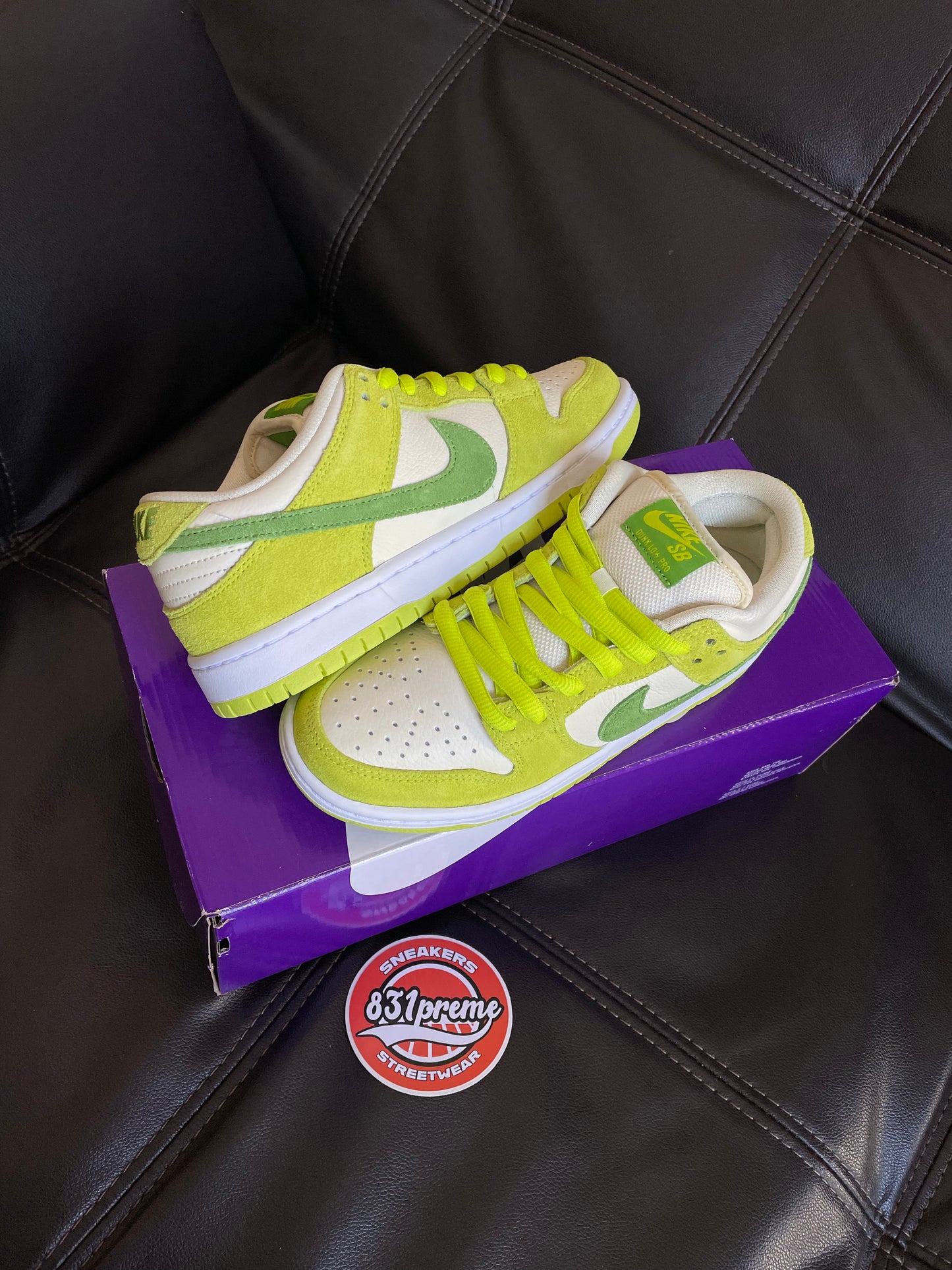 Nike SB Green Apple Dunk Low