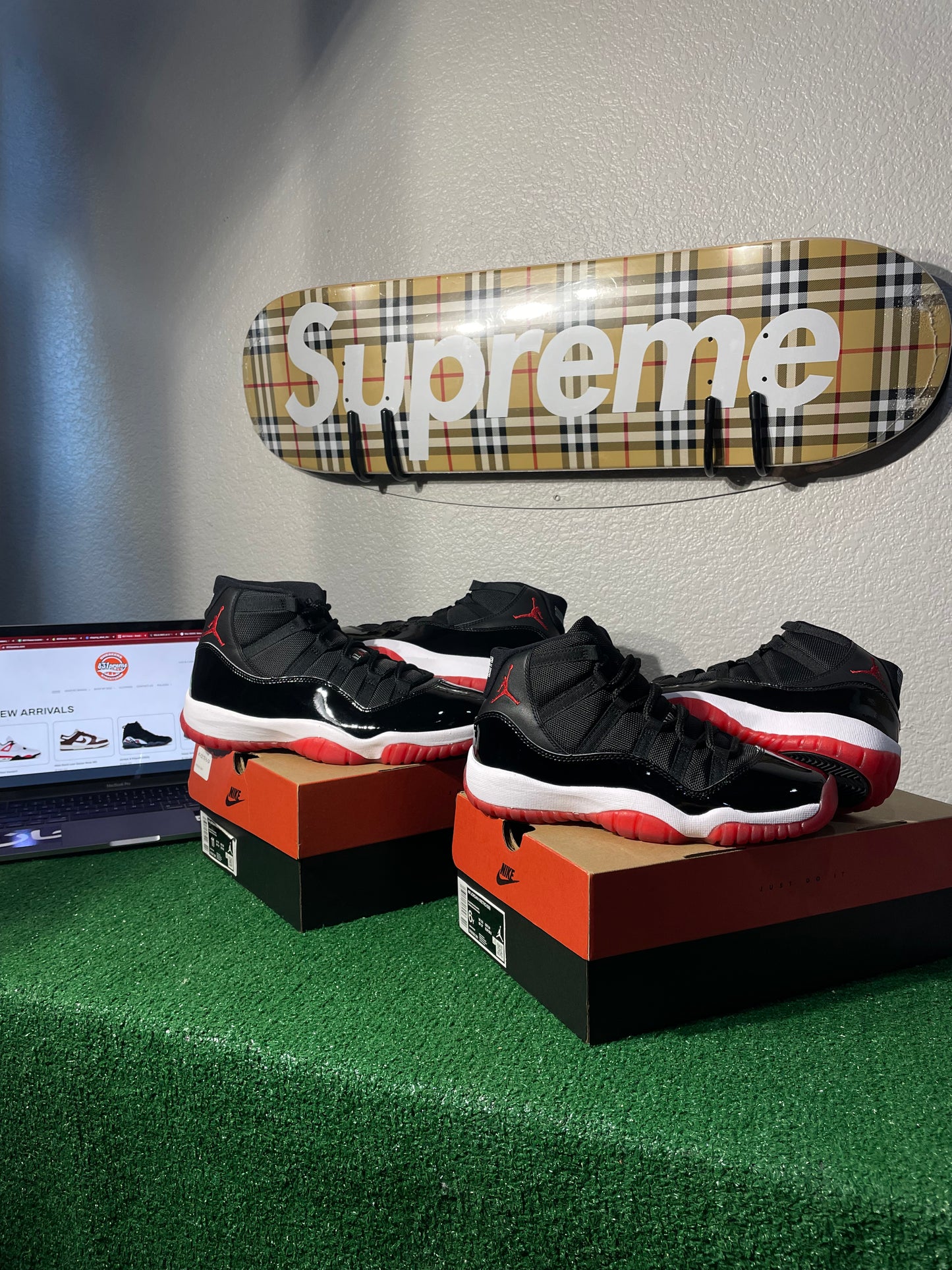 Jordan 11 Playoff Bred (2019)