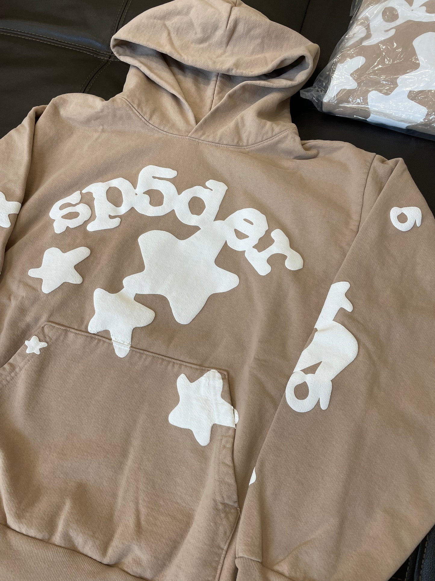 SP5DER Sand Beluga Hoodie