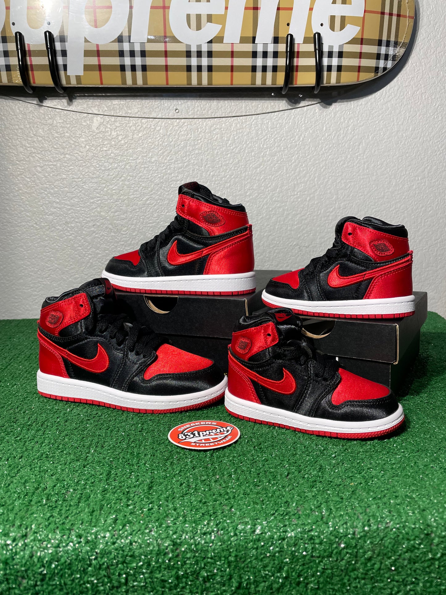 Jordan 1 Satin Bred (TD/PS)