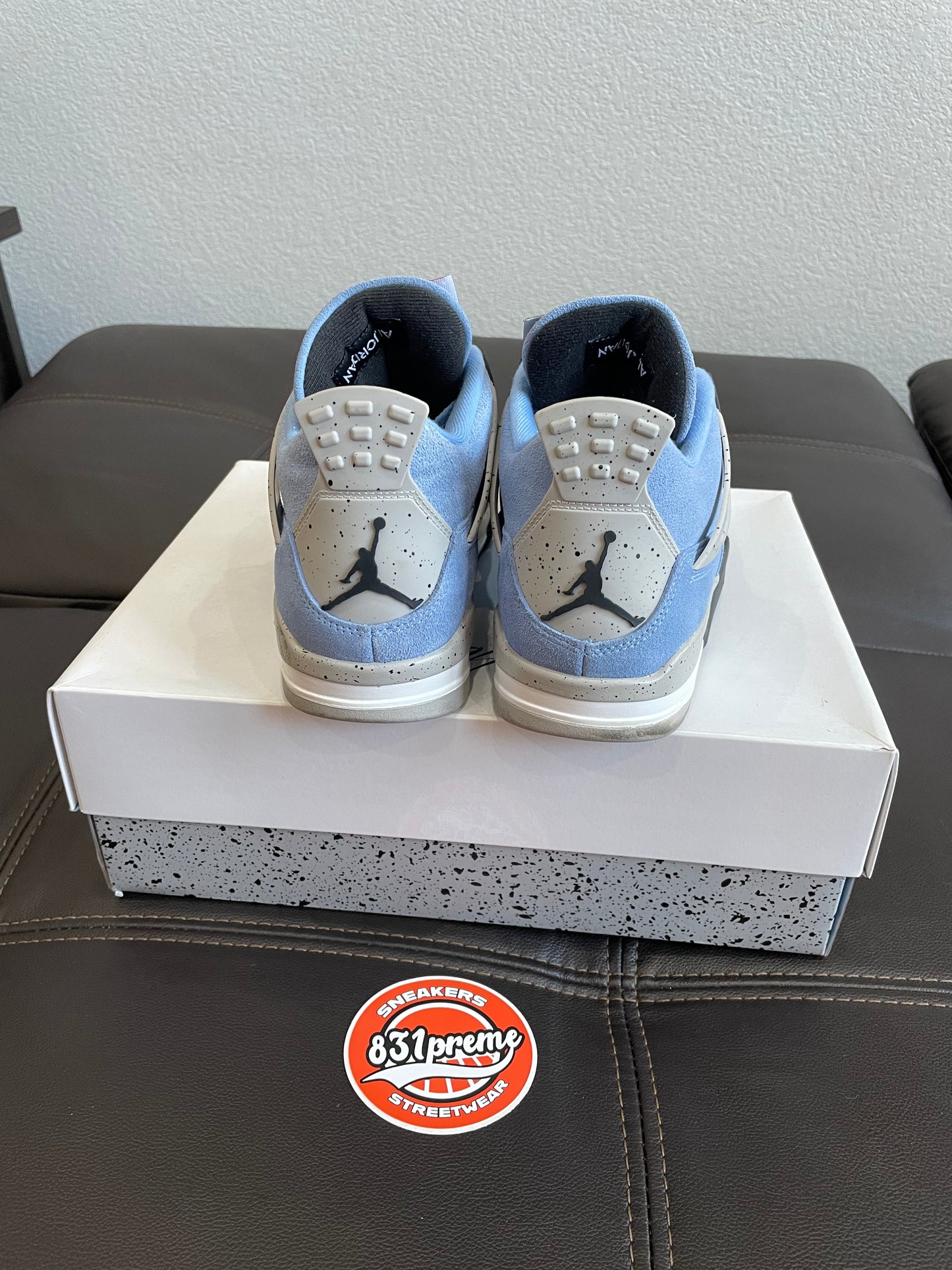 (Used Once Size 9.5M) Jordan 4 University Blue