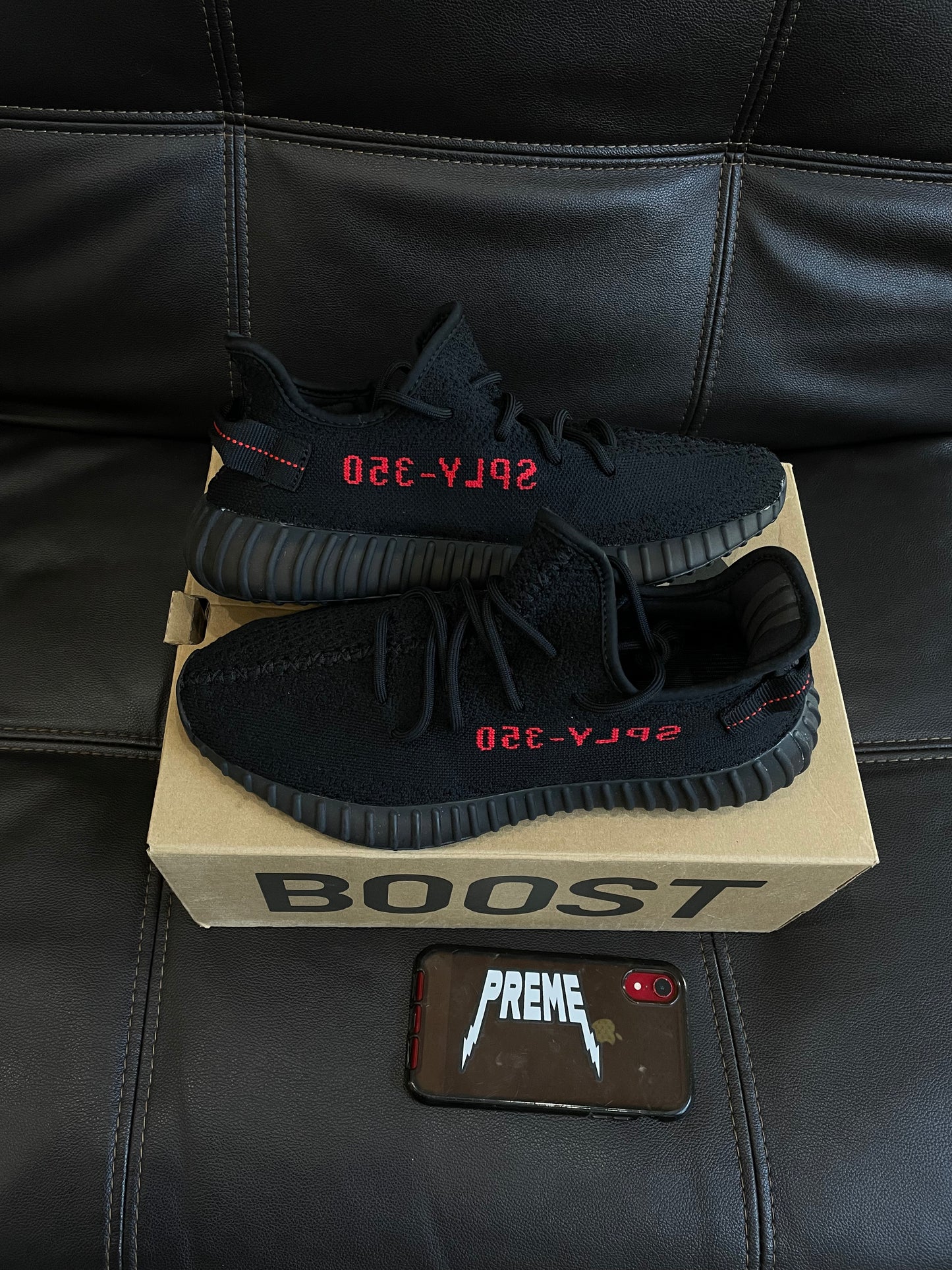 Yeezy 350 V2 Bred