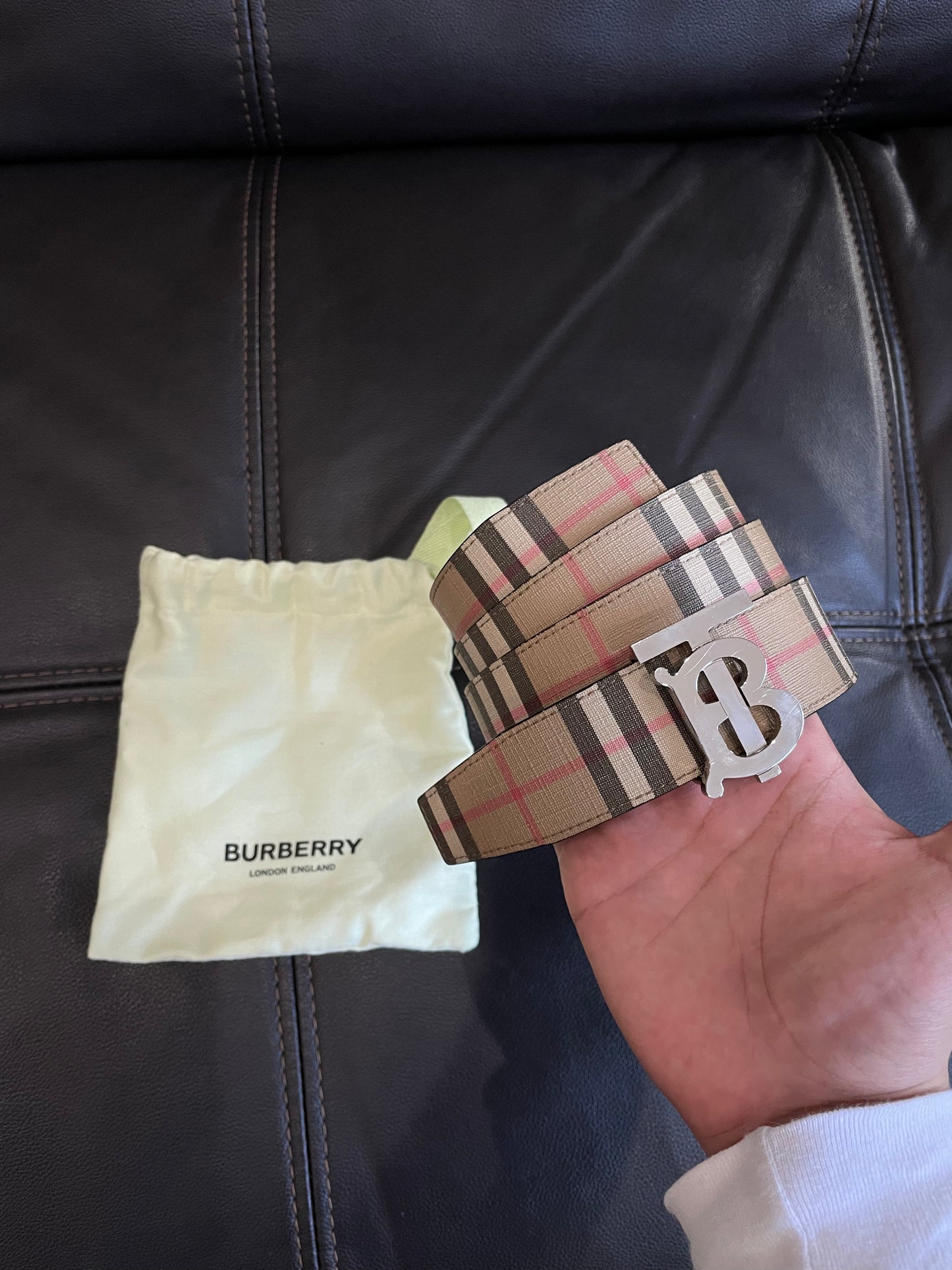 (Used Size 34) Burberry Reversible Belt