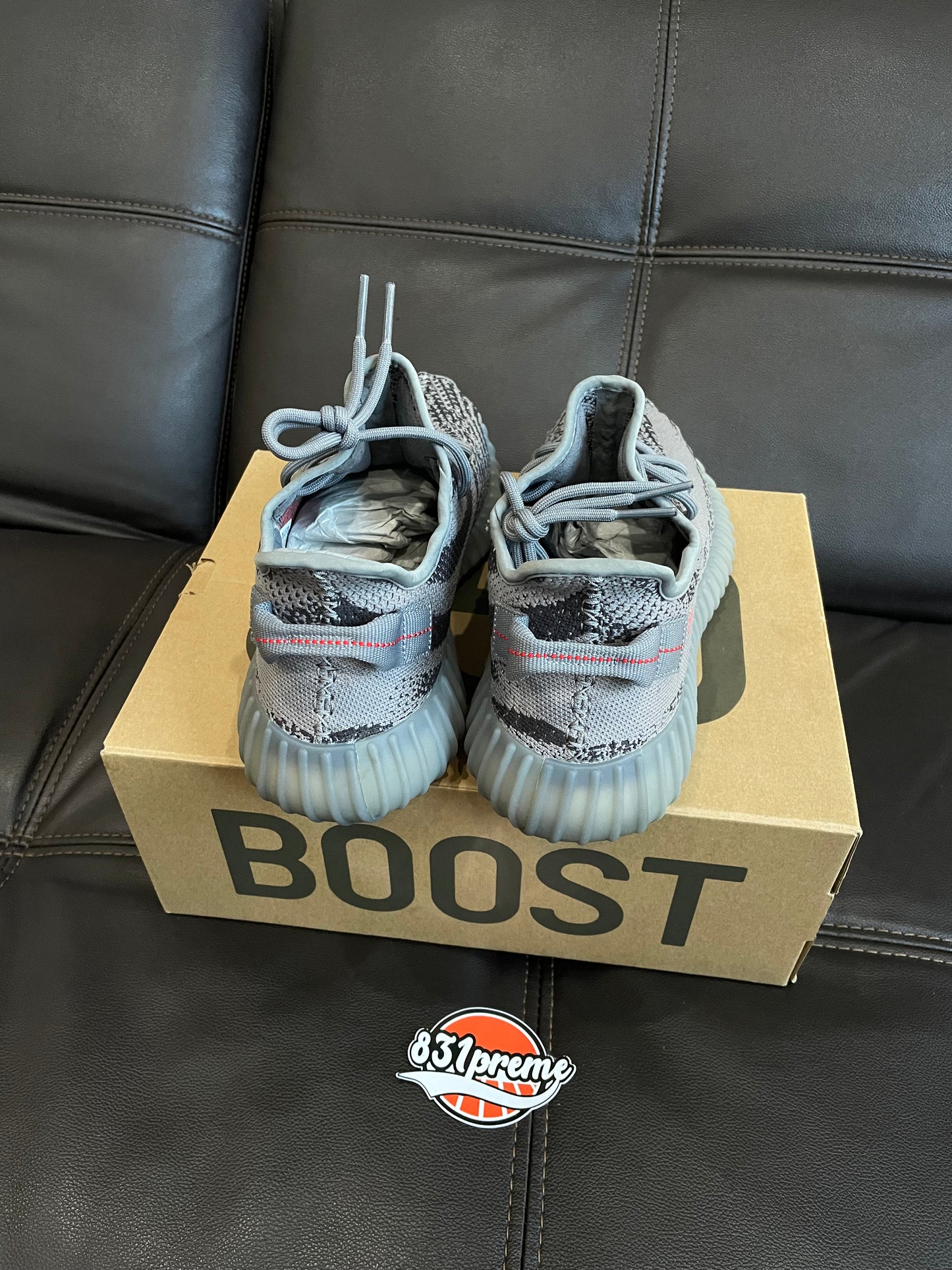 (Used Size 11M) Yeezy 350 V2 Beluga 2.0