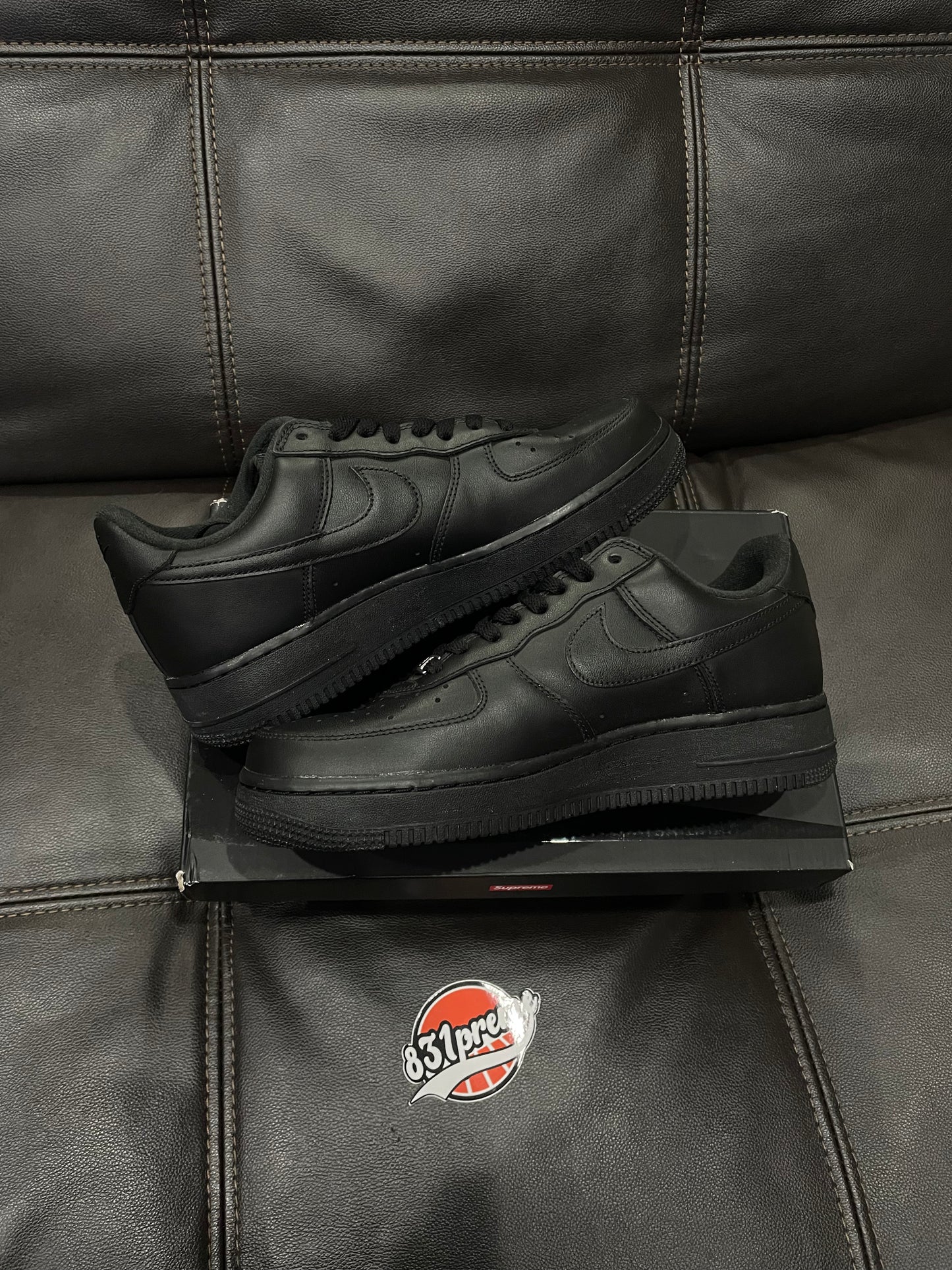 (Used Size 7.5M) Nike Supreme Air Force 1