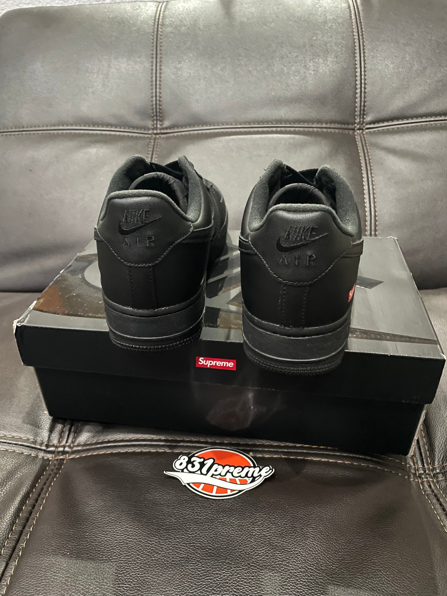 (Used Size 7.5M) Nike Supreme Air Force 1