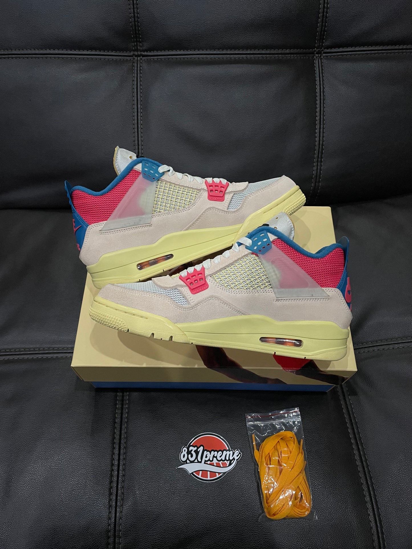 (Used Size 9M) Jordan 4 Union LA Guava Ice