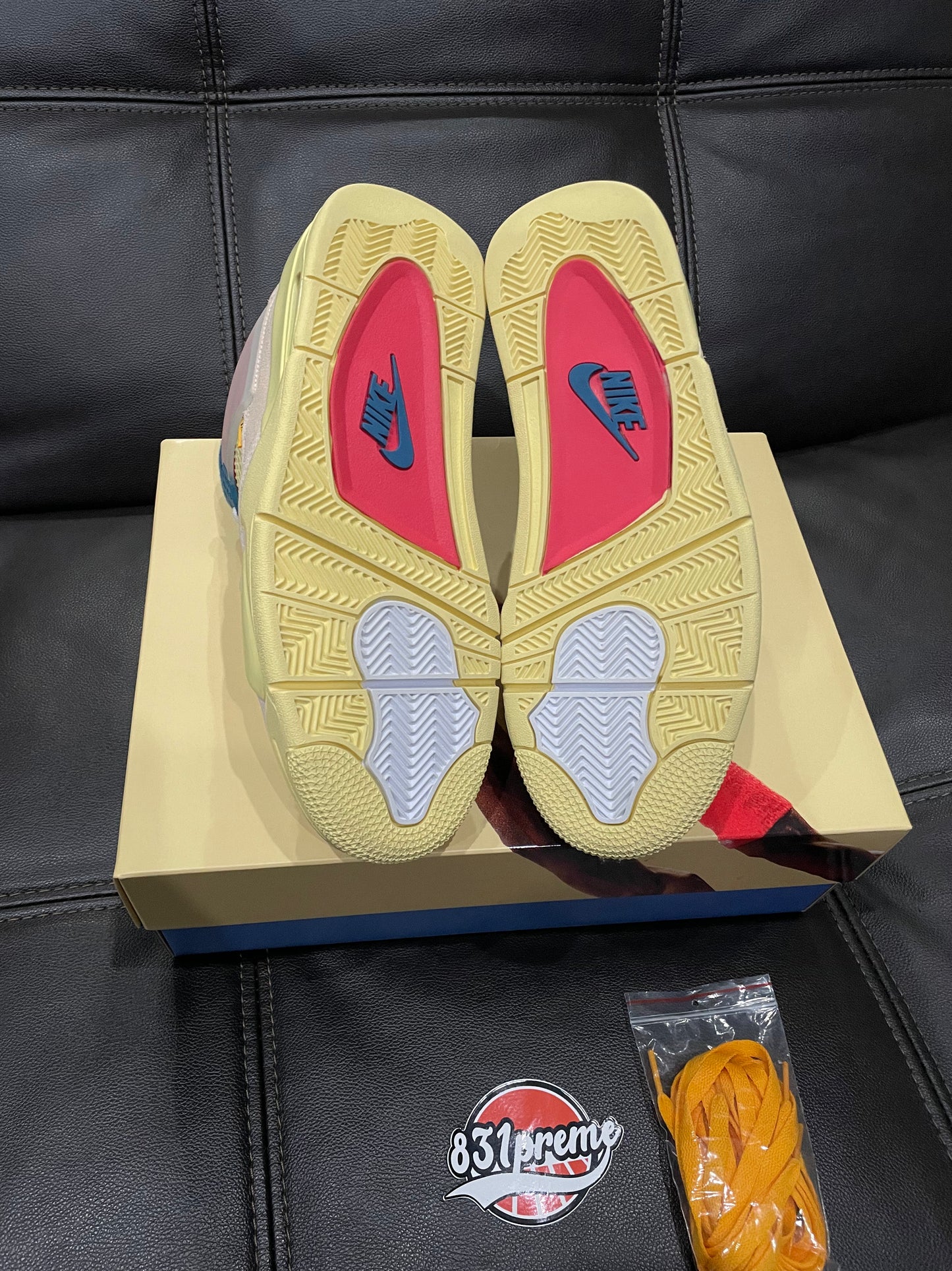 (Used Size 9M) Jordan 4 Union LA Guava Ice