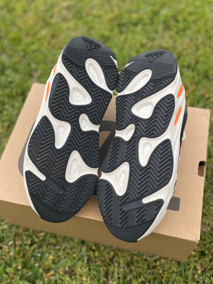 (Used Size 9M) Yeezy 700 Wave Runner