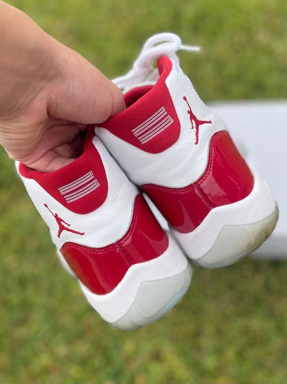 (Used Size 8.5M) Jordan 11 Cherry