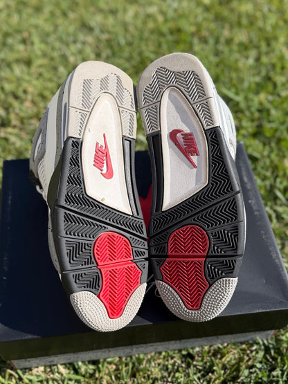 (Used Size 10.5M) Jordan 4 White Cement (2025)