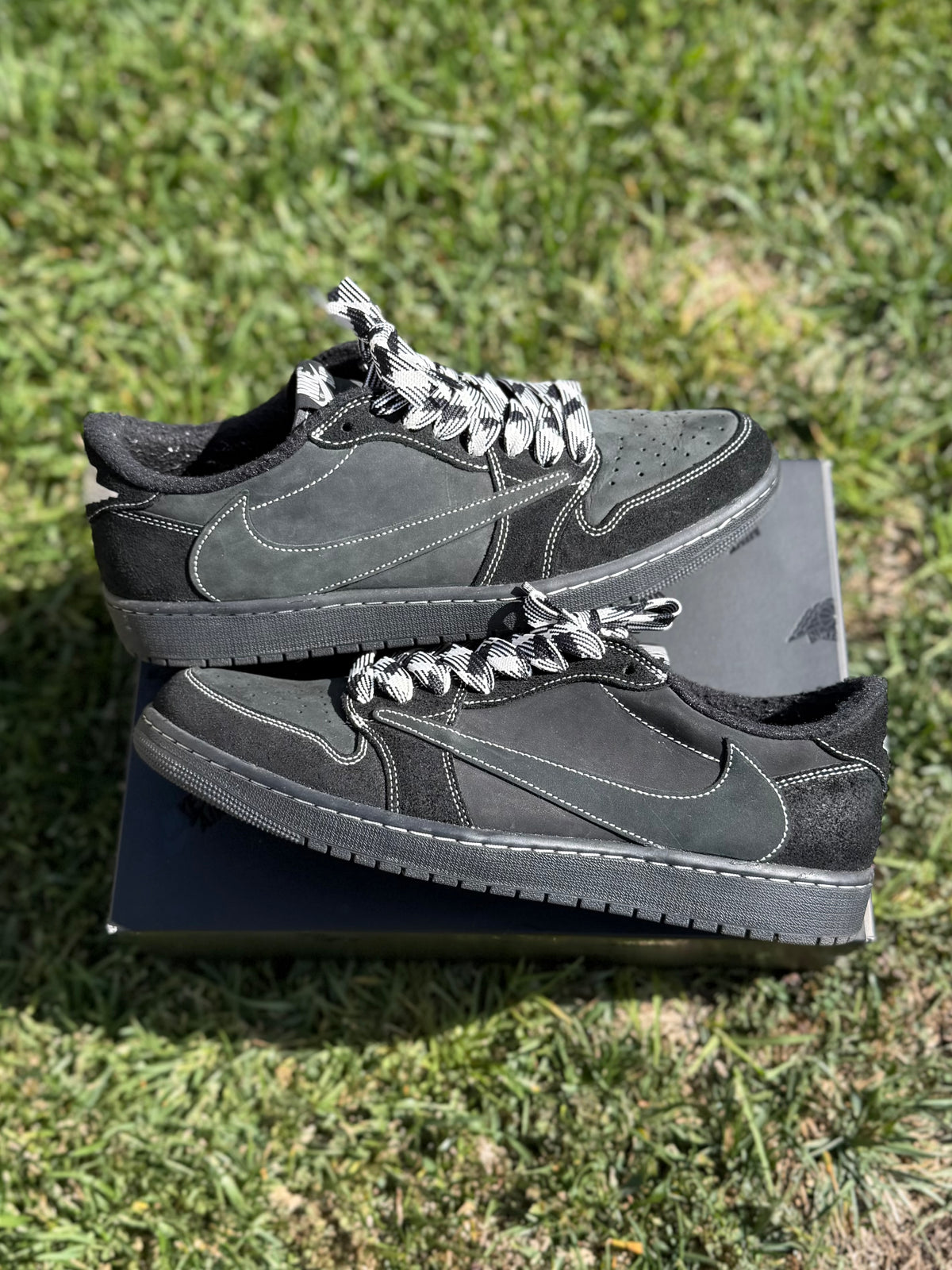 (Used Size 13M) Jordan 1 Low Travis Scott Black Phantom