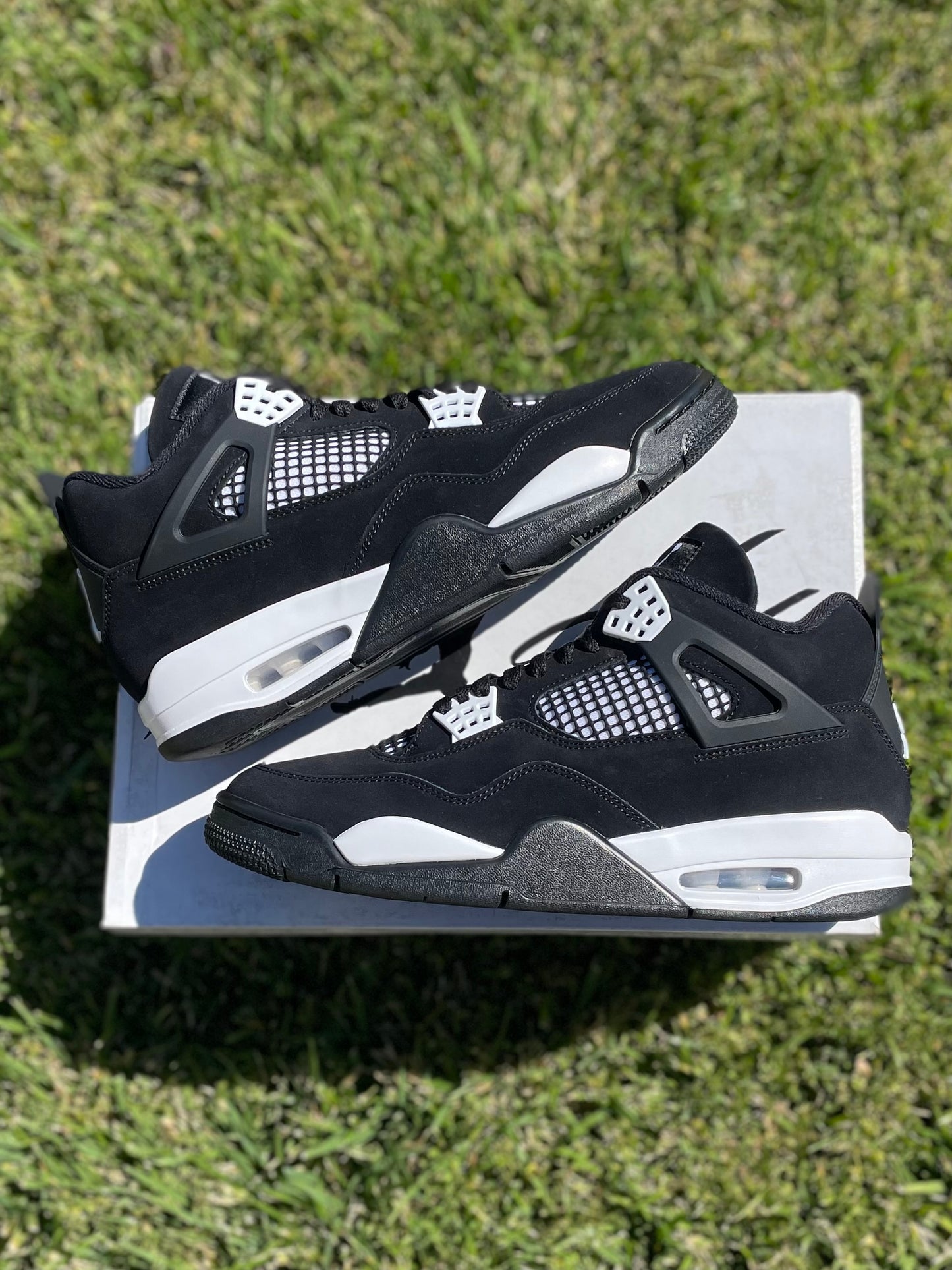 (Used Size 10.5M) Jordan 4 White Thunder