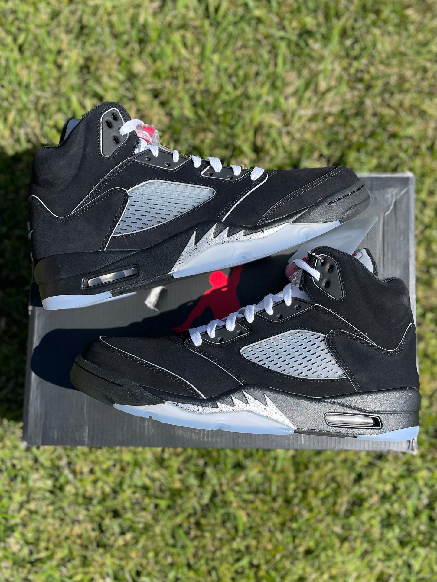 (Used Size 10.5M) Jordan 5 Black Metallic Reimagined