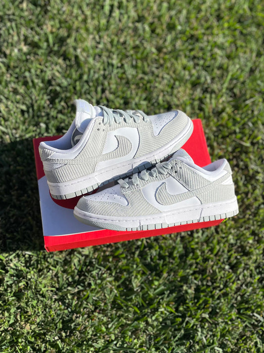 (Used Size 6.5W) Nike Dunk Low Silver Corduroy (W)