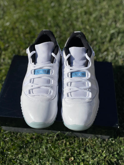 (Used Size 9.5M) Jordan 11 Low Legend Blue