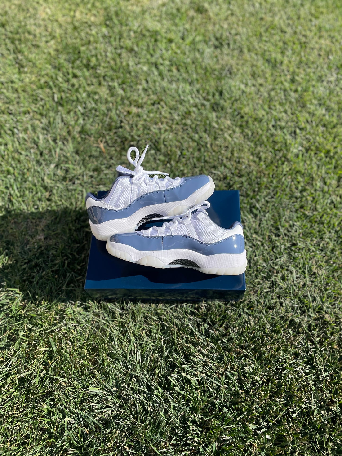 (Used Size 8.5M) Jordan 11 Low Diffused Blue