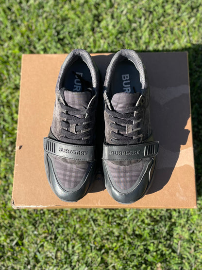 (Used Size 9M) Burberry Ramsey Check Sneakers (42EU)