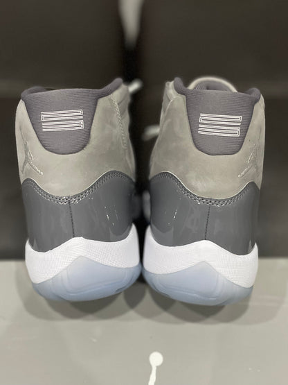 (Used Size 9.5M) Jordan 11 Cool Grey (2021)