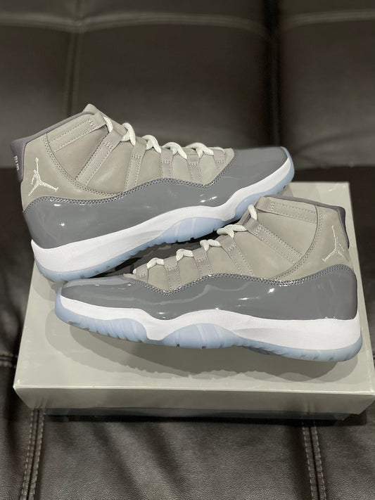 (Used Size 9.5M) Jordan 11 Cool Grey (2021)