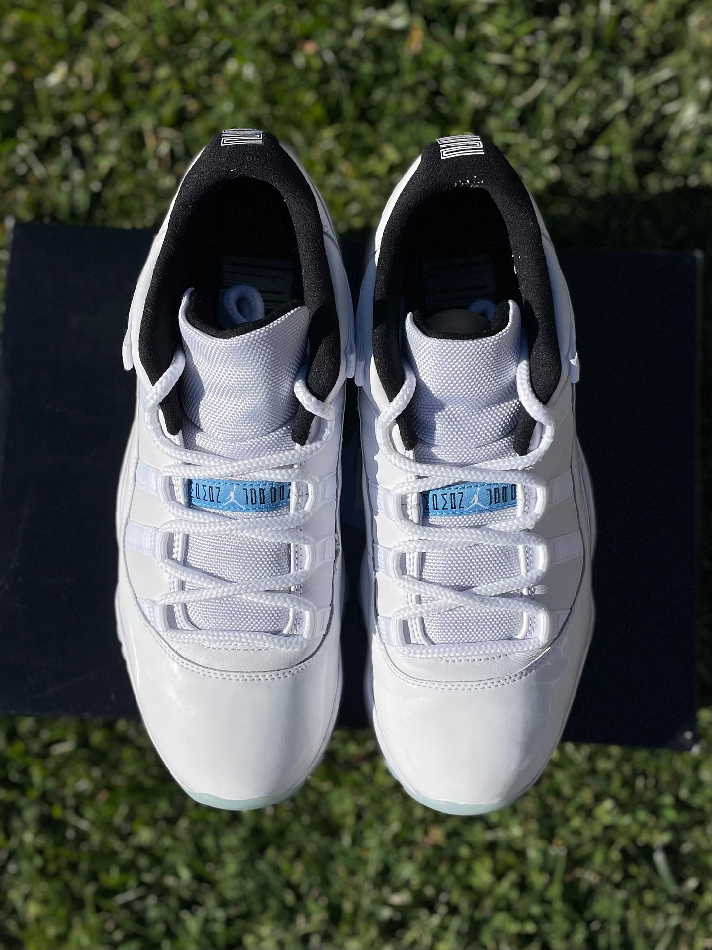 (Used Size 9.5M) Jordan 11 Low Legend Blue