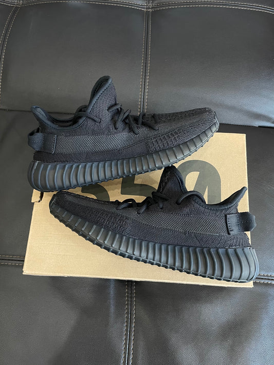 (Used Size 6.5M) Yeezy 350 V2 Onyx