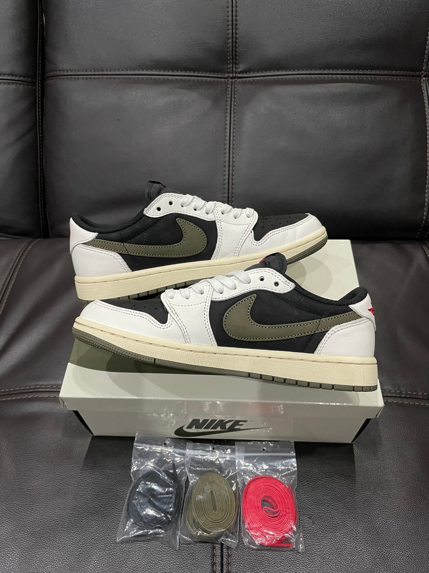 (Used Size 8W) Jordan 1 Travis Scott Olive Low