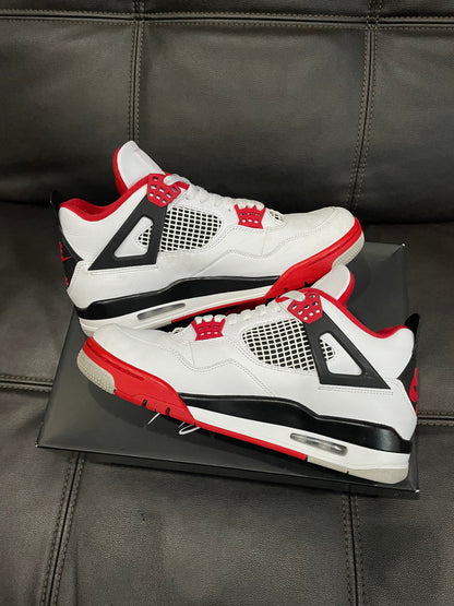 (Used Size 9.5M) Jordan 4 Fire Red