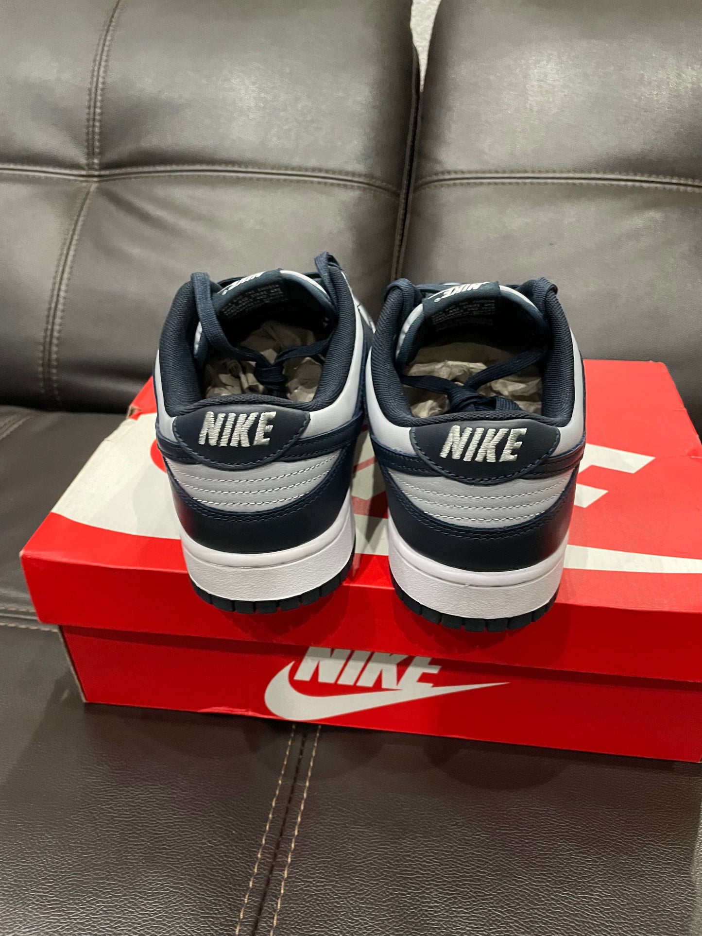 (Used Size 9.5M) Nike Dunk Low Georgetown