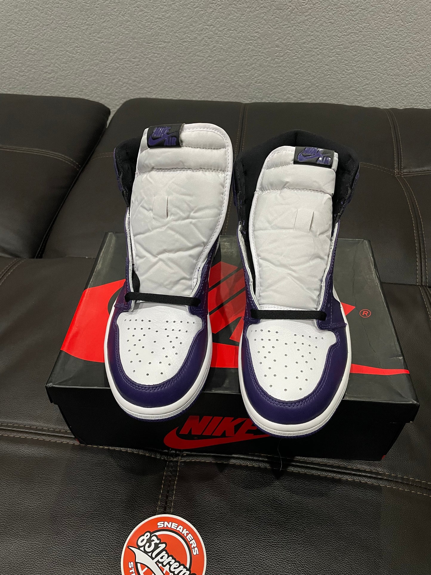 (Tried On Size 11M) Jordan 1 Court Purple White