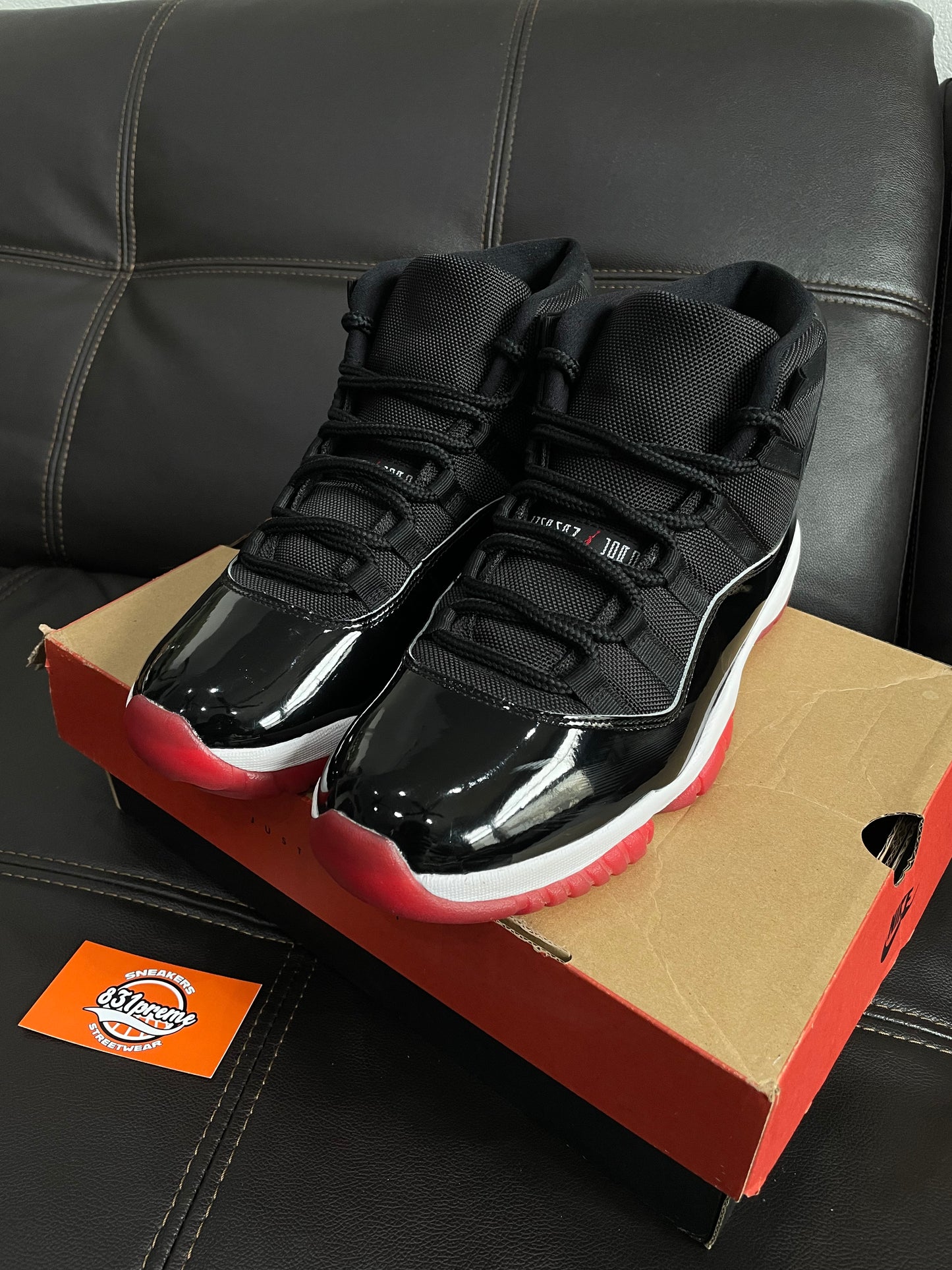 (Used Size 10.5M) Jordan 11 Bred (2019)