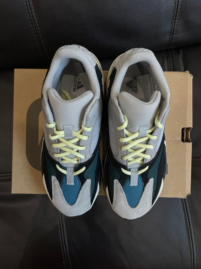 (Used Size 10M) Yeezy 700 Wave Runner