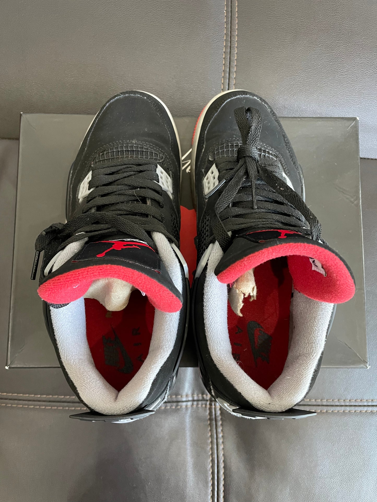 (Used Size 9M) Jordan 4 Bred (2019)