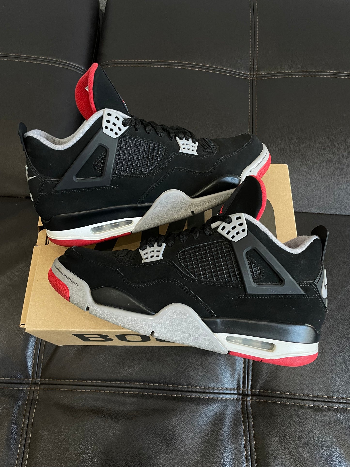 (Used Size 10.5M) Jordan 4 Bred (2019)