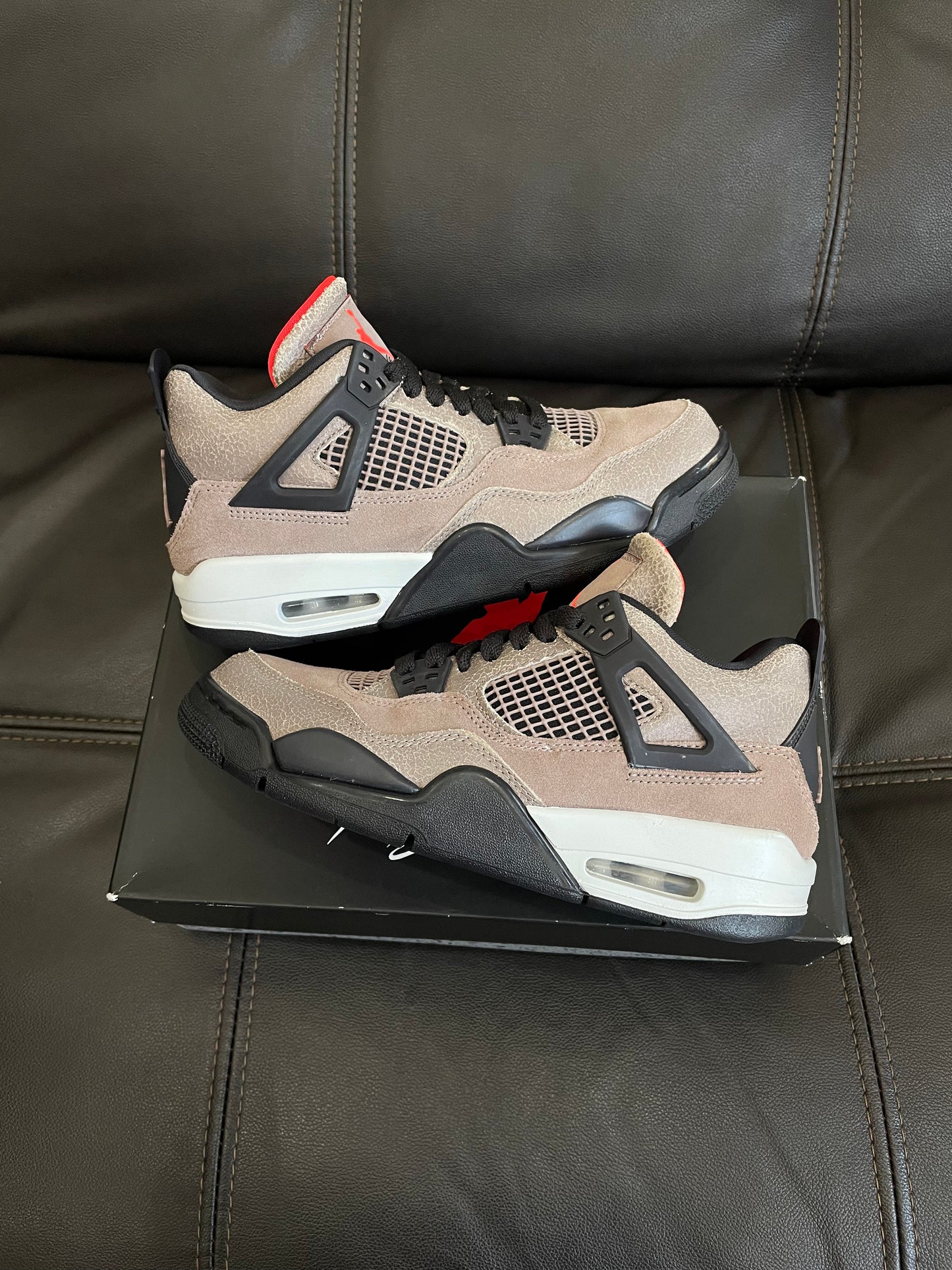 (Used Size 5.5Y) Jordan 4 Taupe Haze (GS)