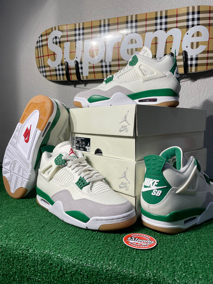 Jordan 4 SB Pine Green