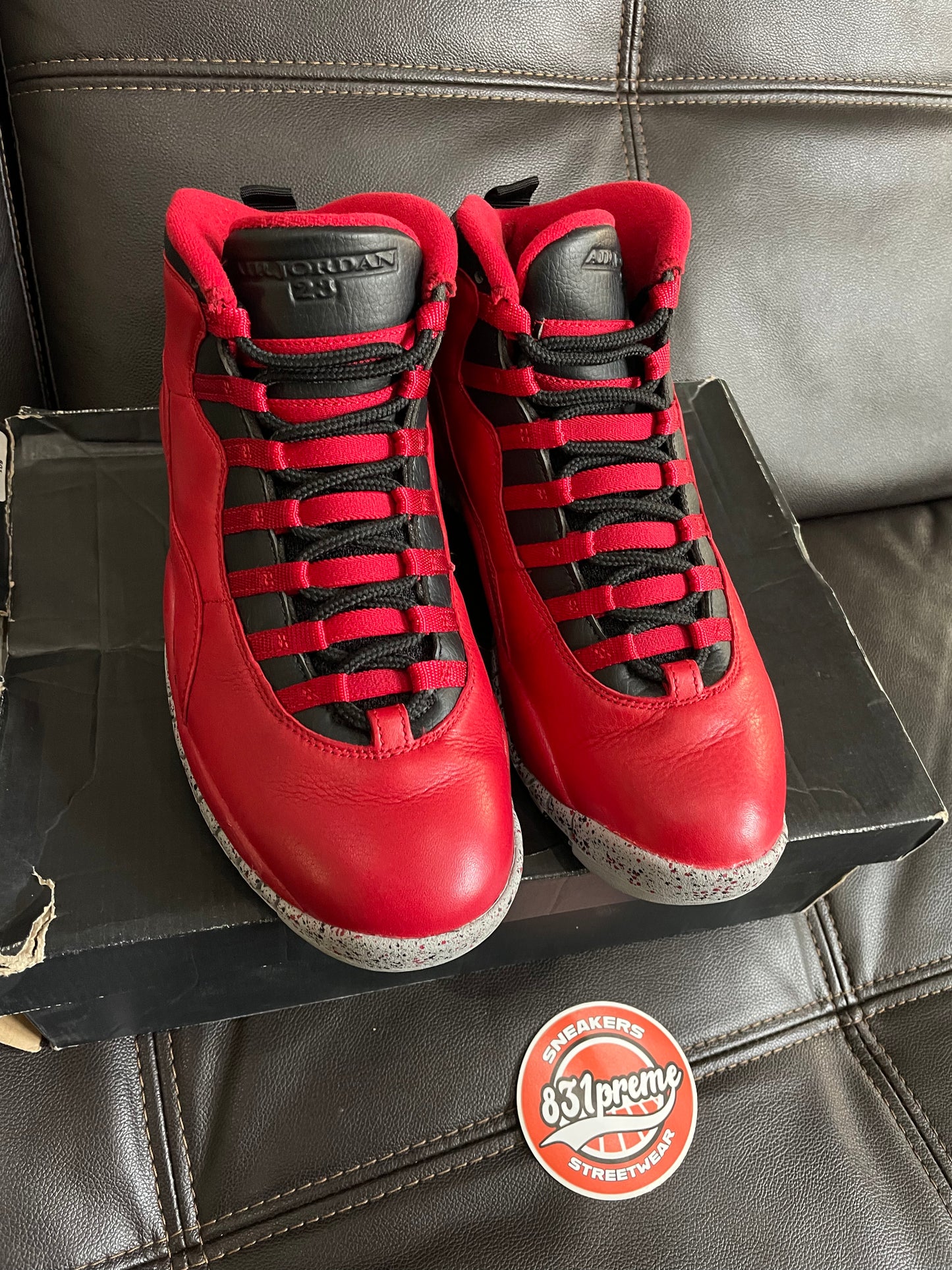 (Used Size 9.5M) Jordan 10 Bulls Over Broadway