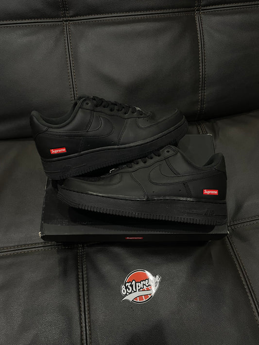 (Used Size 7.5M) Nike Supreme Air Force 1